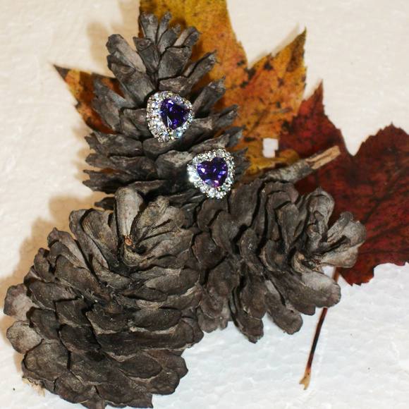 NEW! Amethyst & Austrian Crystal Heart Earrings - Picture 2 of 6